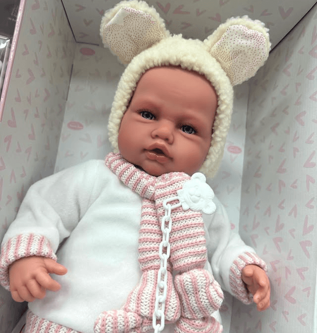 Младенец игрушка Малышка плачет при нажатии на животик