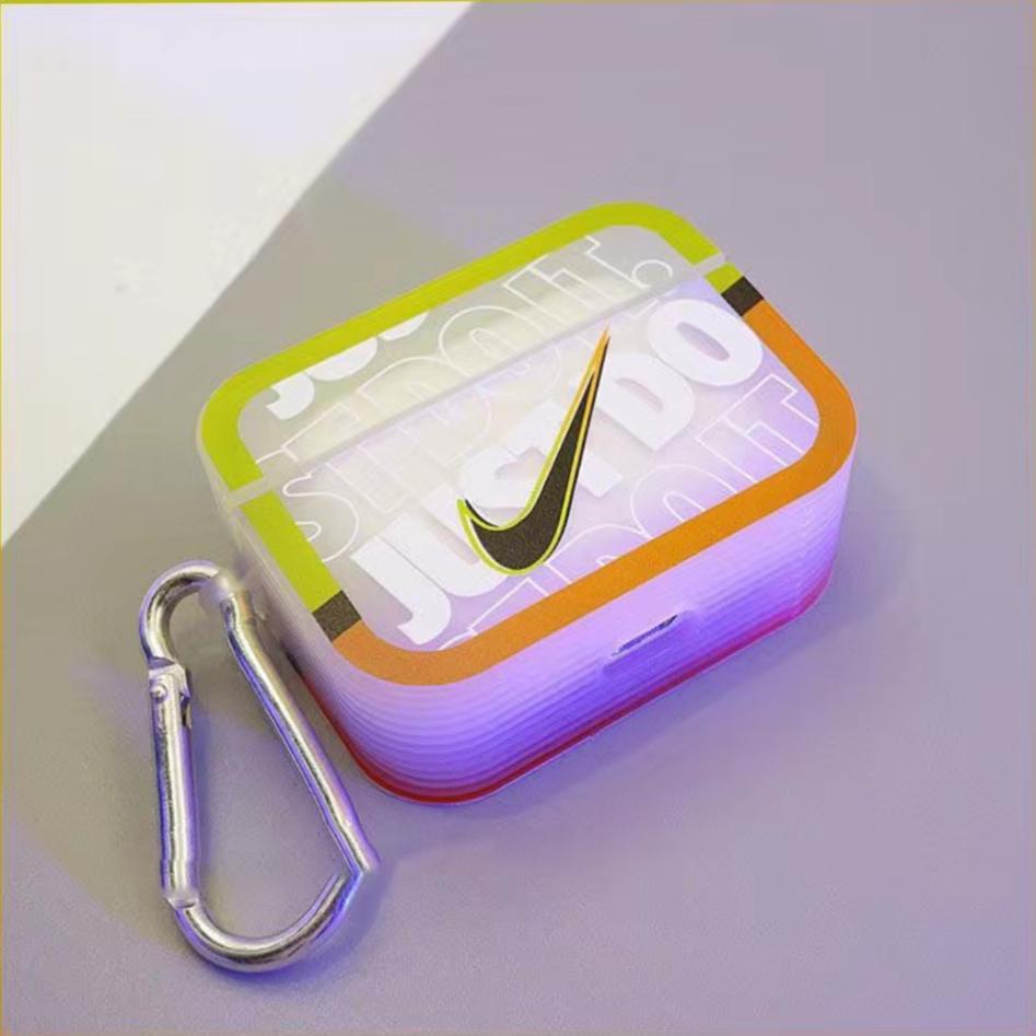 Чехлы для наушников Airpods все поколения