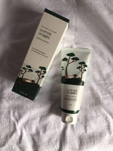 Round Lab Pine Calming Cica Cleanser
