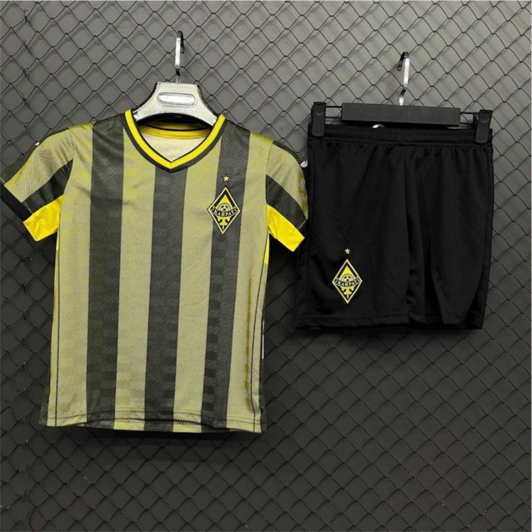 Комплект SPORTROOM черный, желтый 152-158