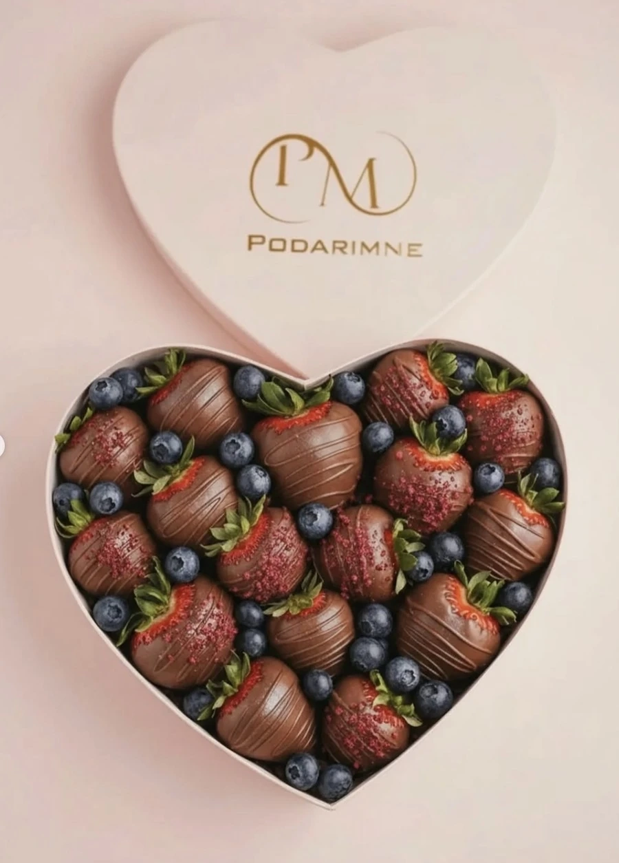 Клубника в шоколаде 🍓🍫