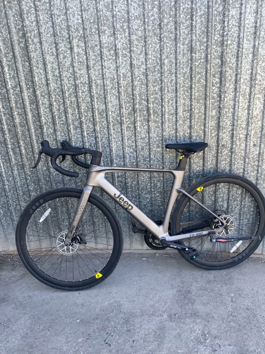 Велосипед "Jeep Magnesium Alloy Road Bike"