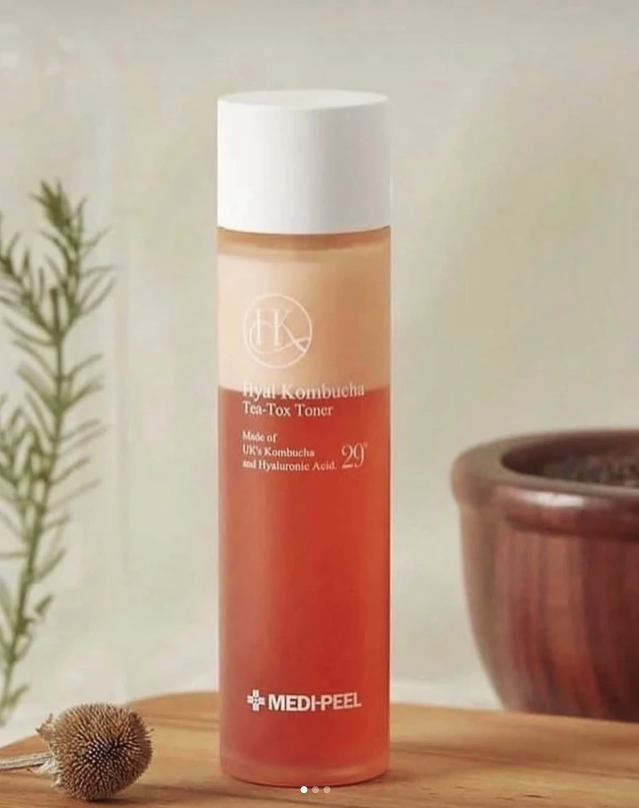 Двухфазный тонер с 70% комбучи и церамидами Medi-Peel Hyal Kombucha Tea-Tox Toner