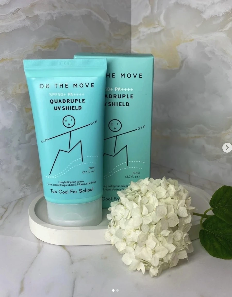 Стойкий солнцезащитный крем Too Cool For School On The Move Quadruple UV Shield SPF50+ PA++++