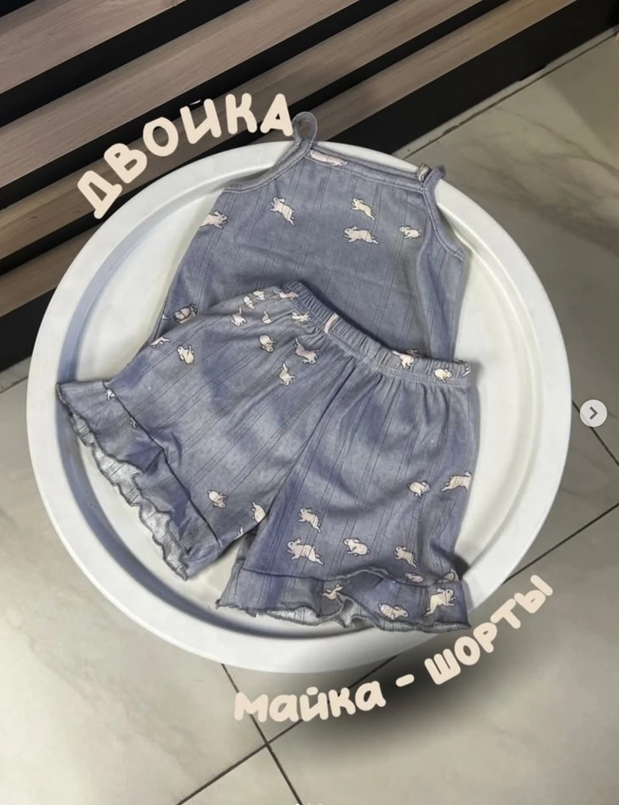 Двойка для девочек: майка и шорты