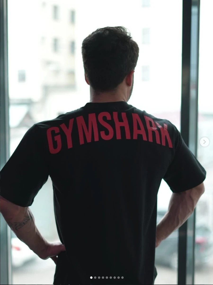 Чераня футболка oversize Gymshark
