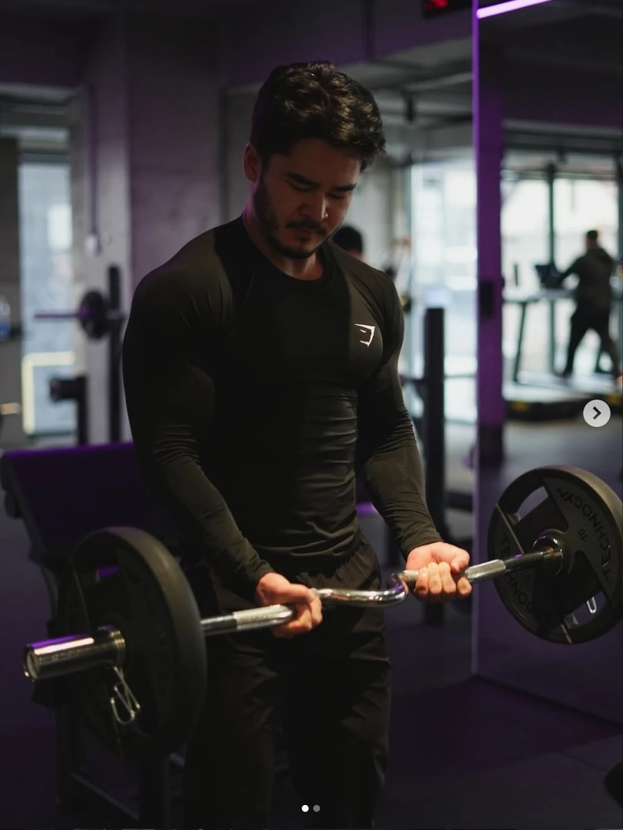 Черный рашгард Gymshark