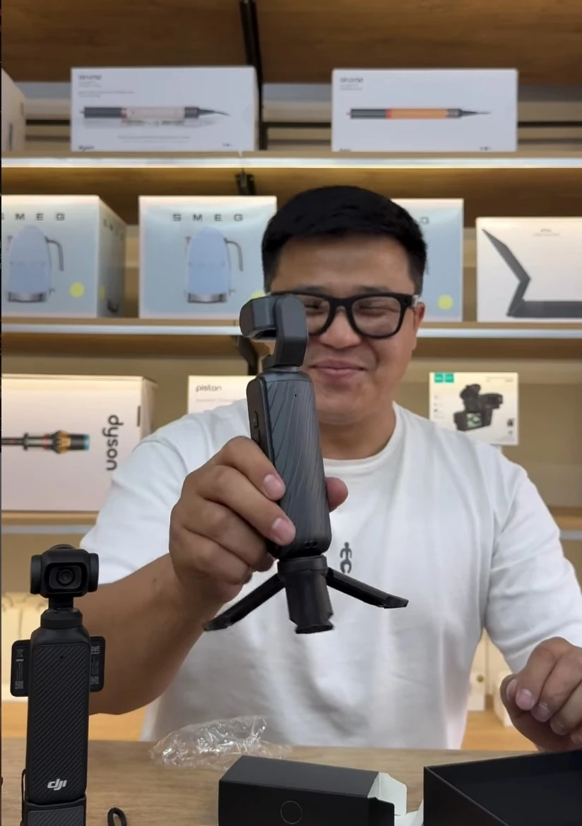 Портативная камера Handheld camera