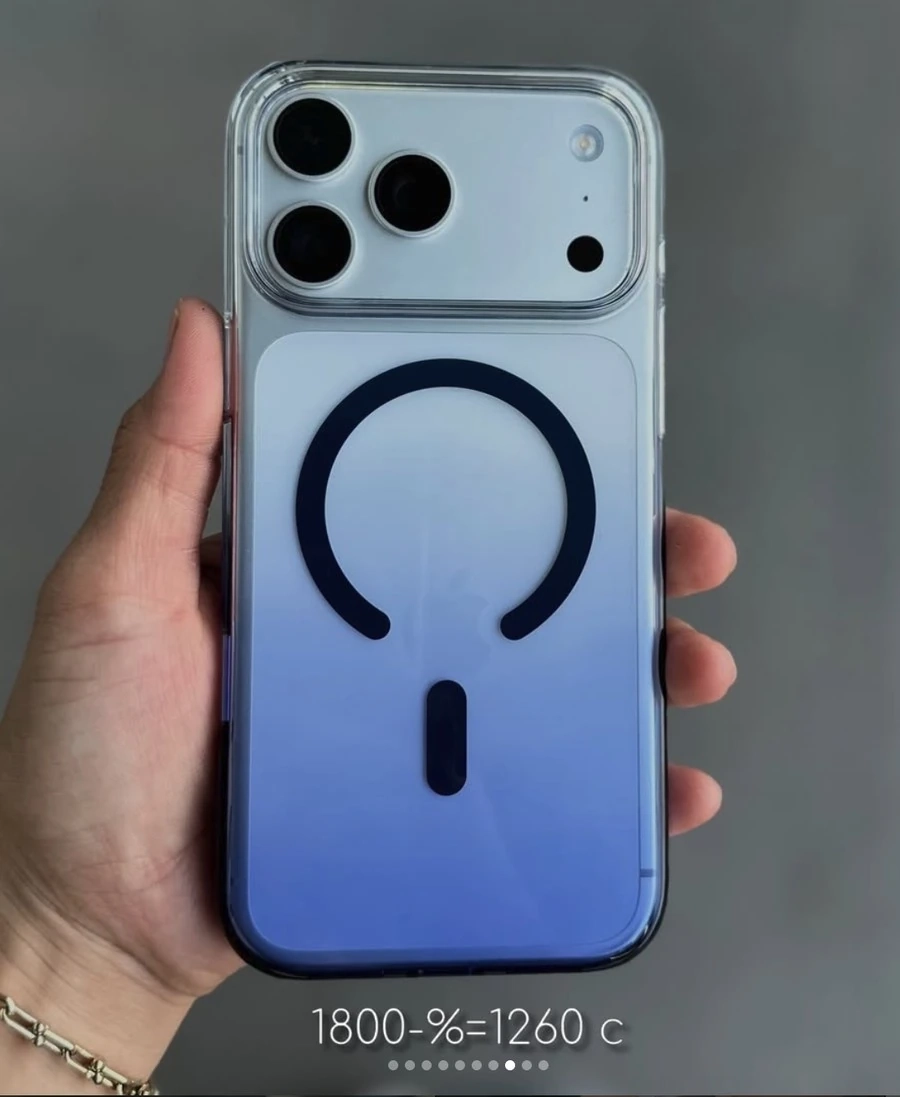 Акриловый чехол с поддержкой MagSafe для iPhone 17 Pro в градиентном синем цвете