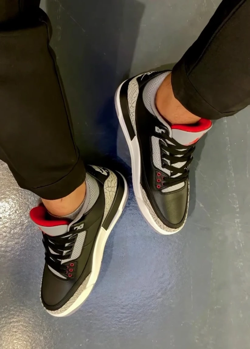 Мужские кроссовки AIR JORDAN 3 RETRO ‘ Black Cement ‘