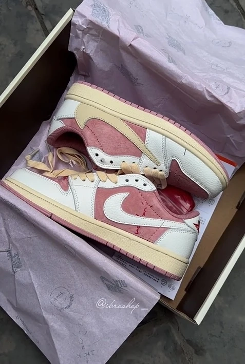 Air Jordan 1 x Travis Scott 🔥