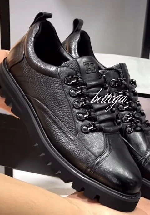Bottega Vitacci 🖤