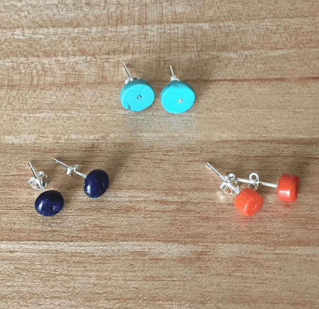 Гвоздики /серебро 925/ с кораллом, бирюзой, лазуритом