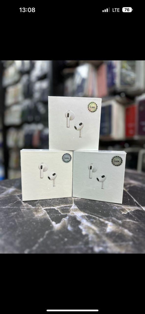 Airpods lux
