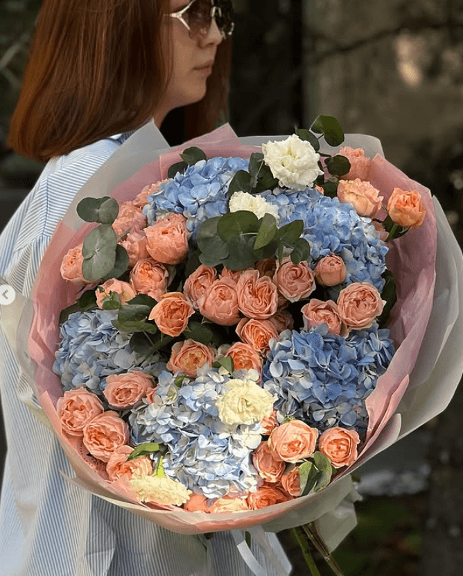 Букет цветов микс