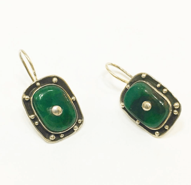 Сережки с зелёным агатом из серебра
