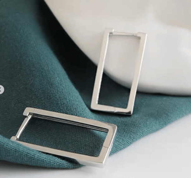 Серьги “Minimal details” Материал: Серебро 925